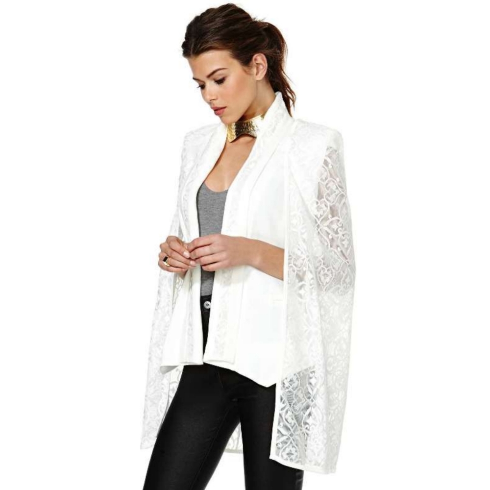 Elliatt Cape Blazer from Nasty Gal EUC